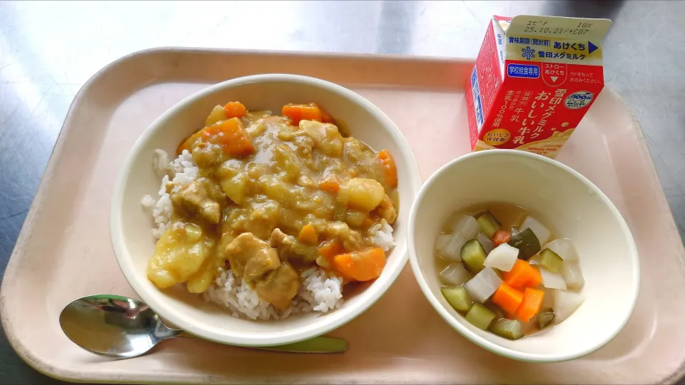 今日の給食(10/9)|えっちゃんさん