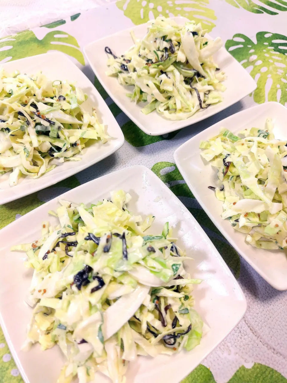 ぎんさんの料理キャベツの塩昆布コールスロー真似てみました✨|rikako♪。.:＊さん