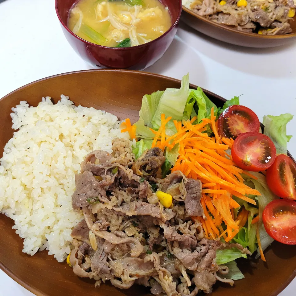 ガリバタライスと牛肉|waiwaiさん