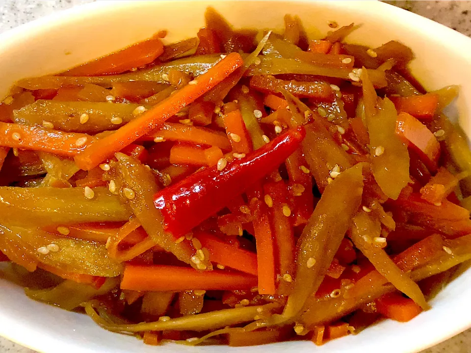 シンプルな金平牛蒡✨|＊yurika＊さん