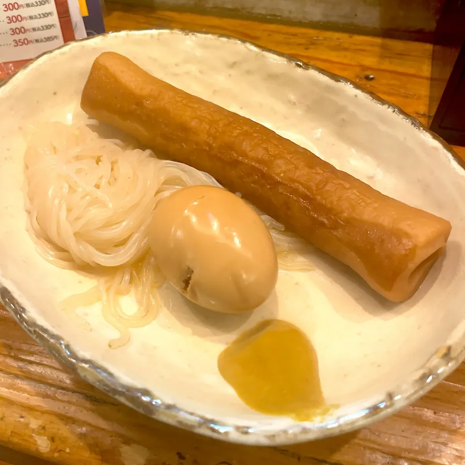 おでん（たまご、ちくわ、糸こんにゃく）|T. Wonderさん