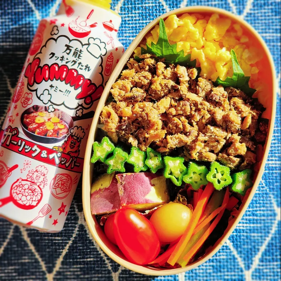 さば缶そぼろ弁当|ひかるさん