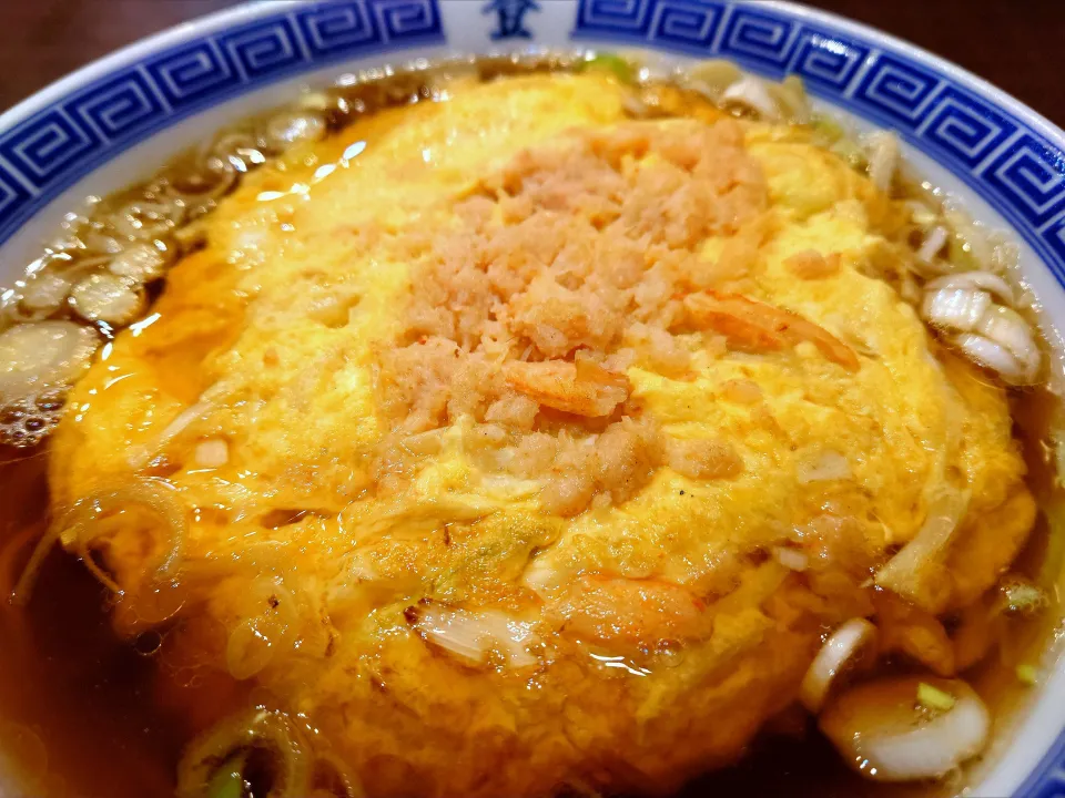 【1947年創業】 
【現在、昼営業のみ】 
中華料理 登喜和 
天津メン 
@西新宿8分 
(JR新宿駅から徒歩18分)
25271
〈醤127塩44噌󠄀20タ10昆9出14
F13冷27混3つ2焼1ポ1〉|大脇さん