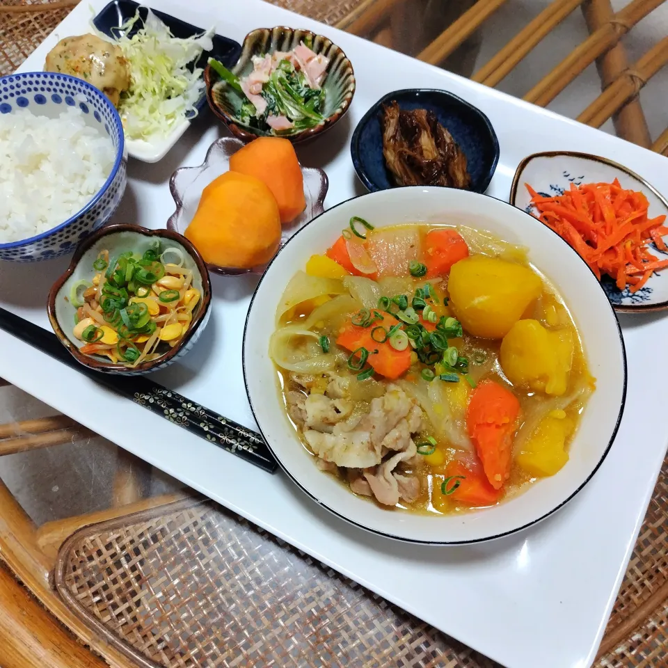 肉じゃが定食です✨|rikako♪。.:＊さん