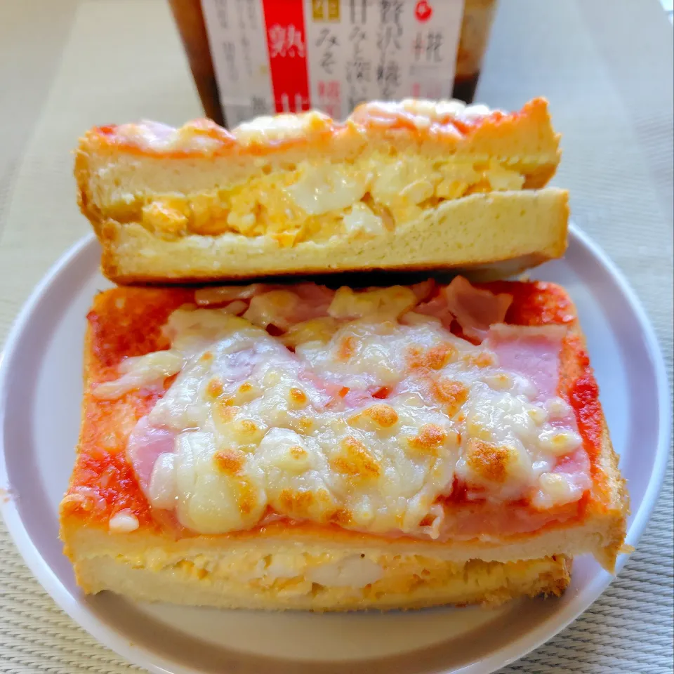 たまごのピザトースト|izu-miさん