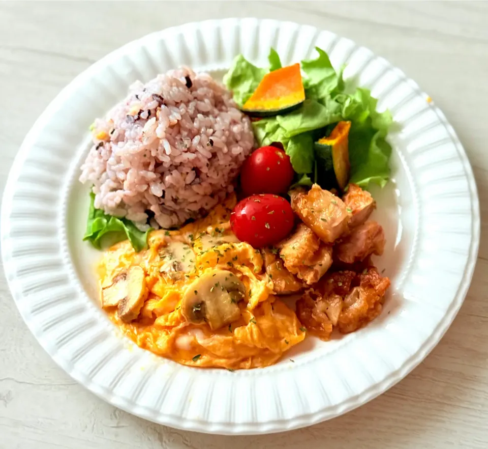 雑穀米で朝のワンプレート|tap.rinさん