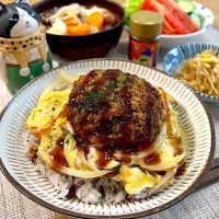 メンチカツ卵とじ丼