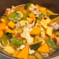 さつまいもかぼちゃのオイスタ煮|食事メモメモさん