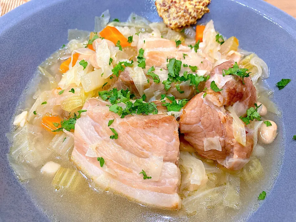 フランス料理🇫🇷田舎風スープ|よっしーさん