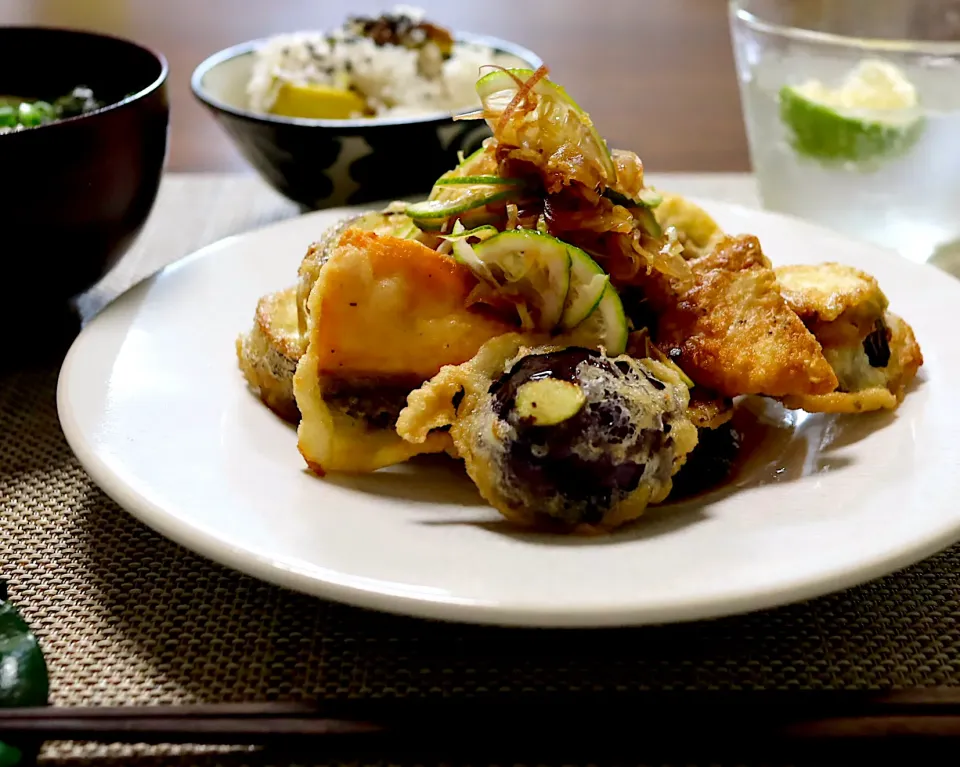 秋鮭と血圧を下げるナス　りのかレモンと茗荷の黒酢タレで油淋鶏風|かおるさん