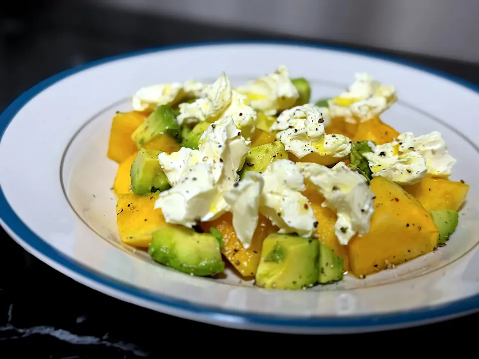 太秋柿のサラダ🥗|みずほさん