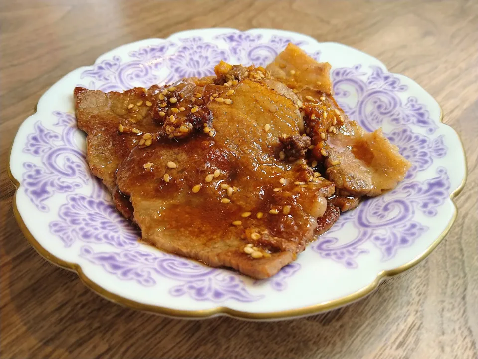 カルビ焼肉|古尾谷りかこさん