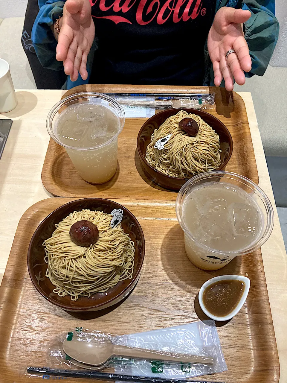 この季節限定で、このお店限定でしか味わえない「栗一筋 覚王山プレミアム」と自家製ジンジャエールをいただきまーす😋（実況中継終了）|なびさん