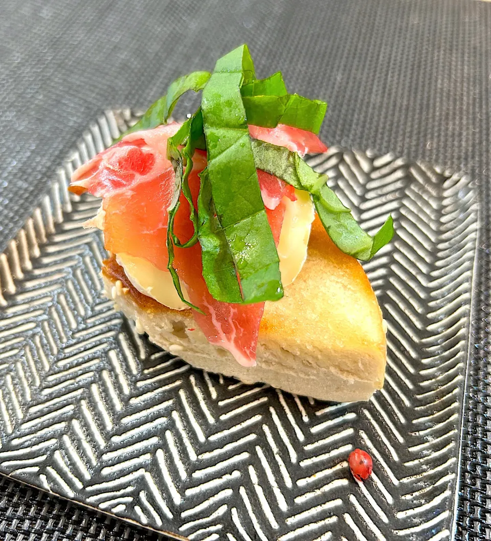 ブリーチーズと生ハム|CKさん