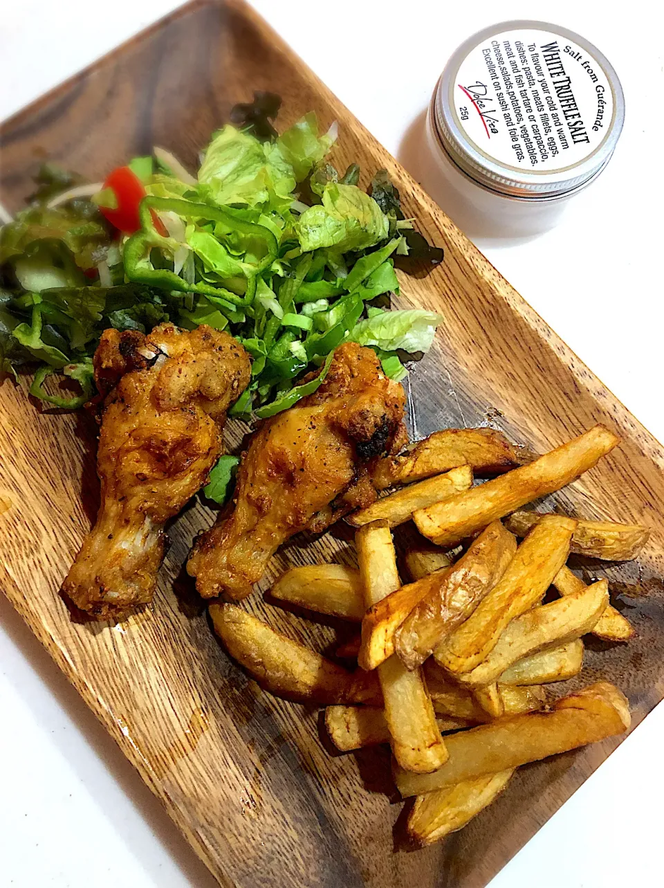 おつまみプレート🍗🍻|Tina Tomoko😋さん