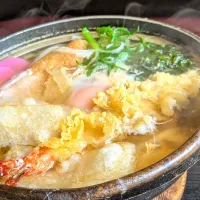 鶴や本家の鍋焼きうどん|いりごまさん