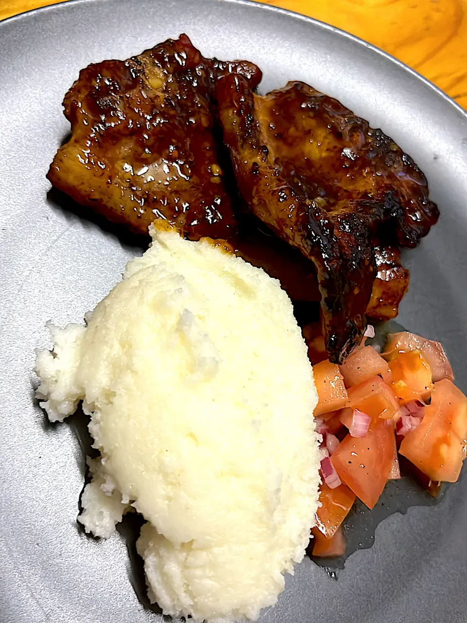 Glazed lamb chop with papa and salsa|JPさん