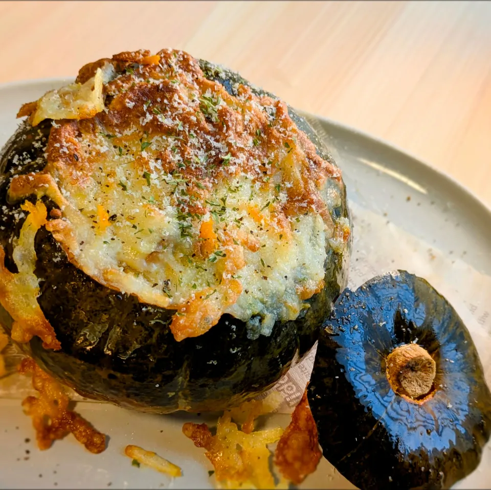 手のひらかぼちゃのまるごとグラタン|ぱおのご飯さん