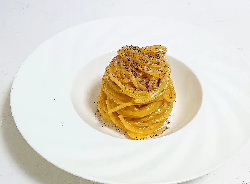 【アヒージョからのカルボナーラ🎯】（carbonara）🇮🇹|Falco*さん