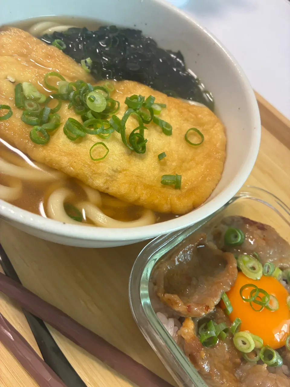 きつねうどんと牛カルビ丼|やなさん
