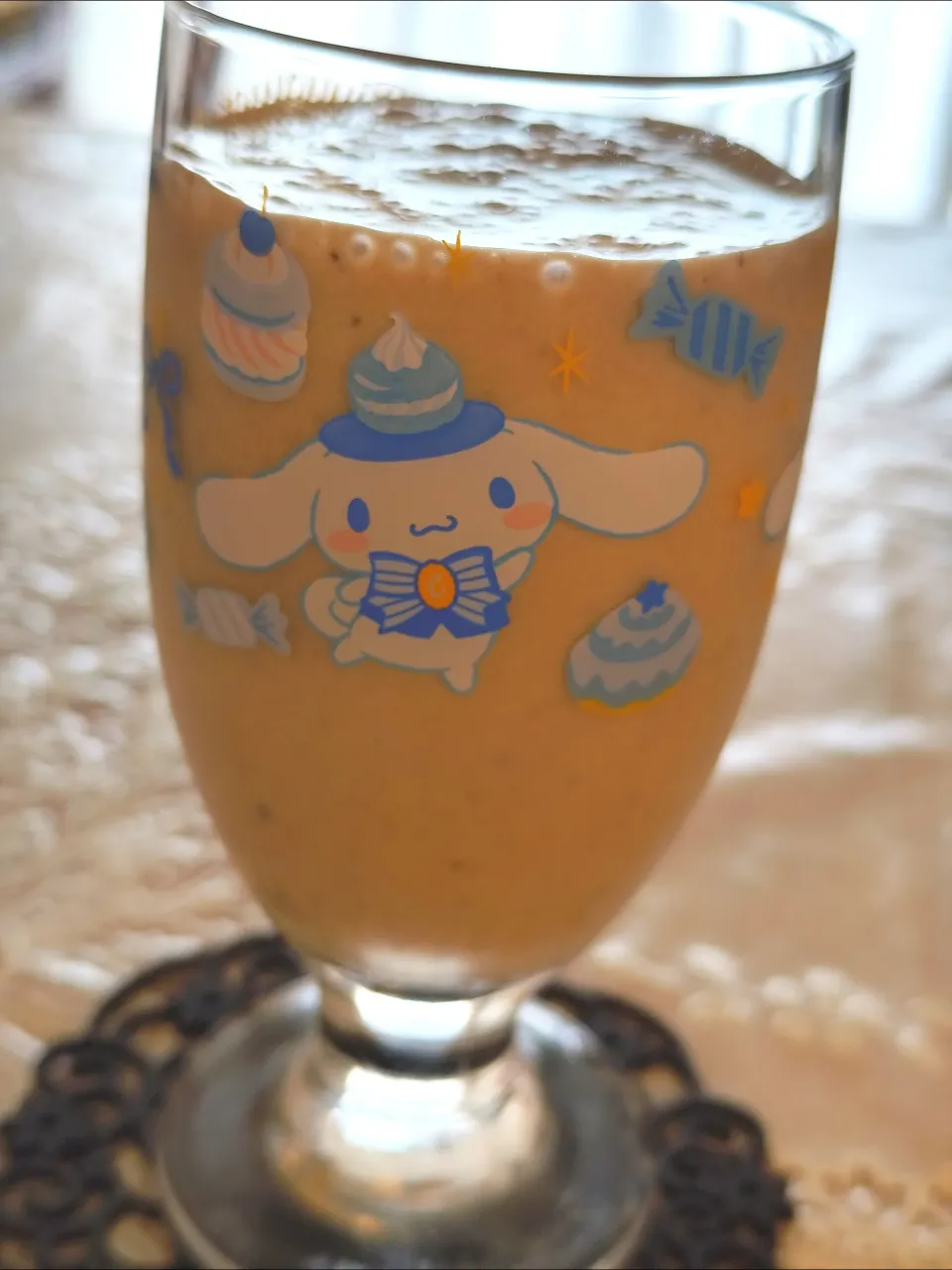 m.rafuさんの料理 ゴールドキウイの米酢漬け、その後→牛乳とプルーン入りラッシー風|m.rafuさん