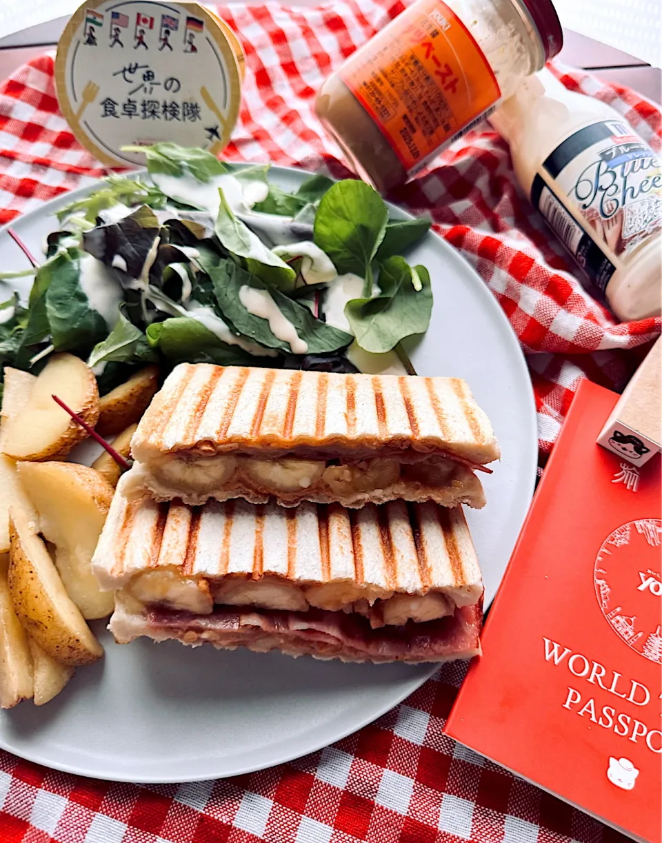エルビスプレスリーの愛した、ピーナッツバナナサンド 禁断レシピ、エルビスサンド🥪🍌|🌺🌺Foodie🌺🌺さん