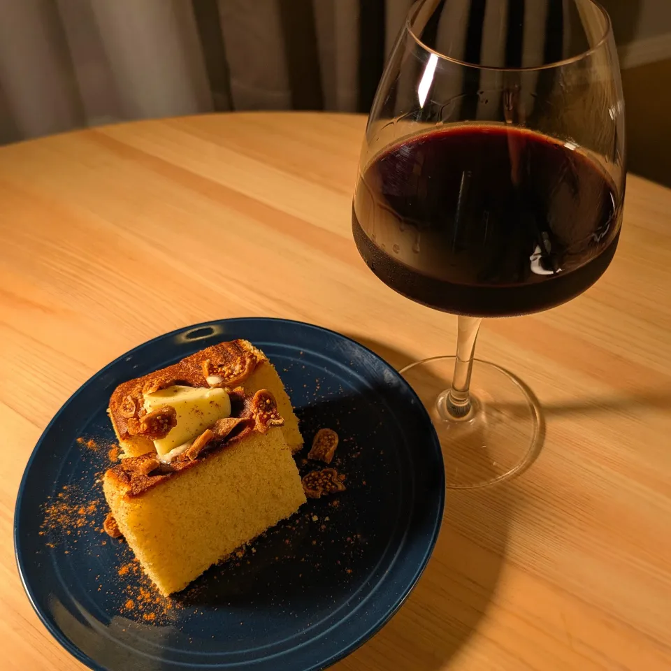 カステラとポートワインでペアリング|ぱおのご飯さん