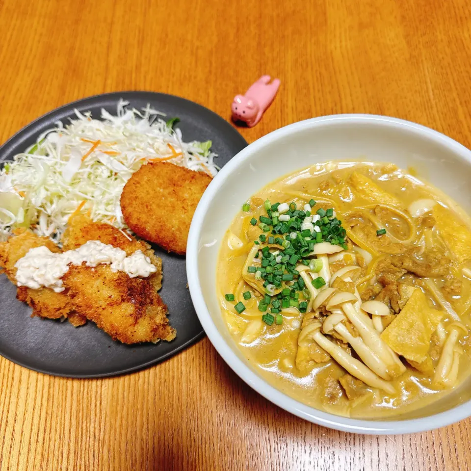 豆乳カレーうどん
カキフライとコロッケ|naoさん