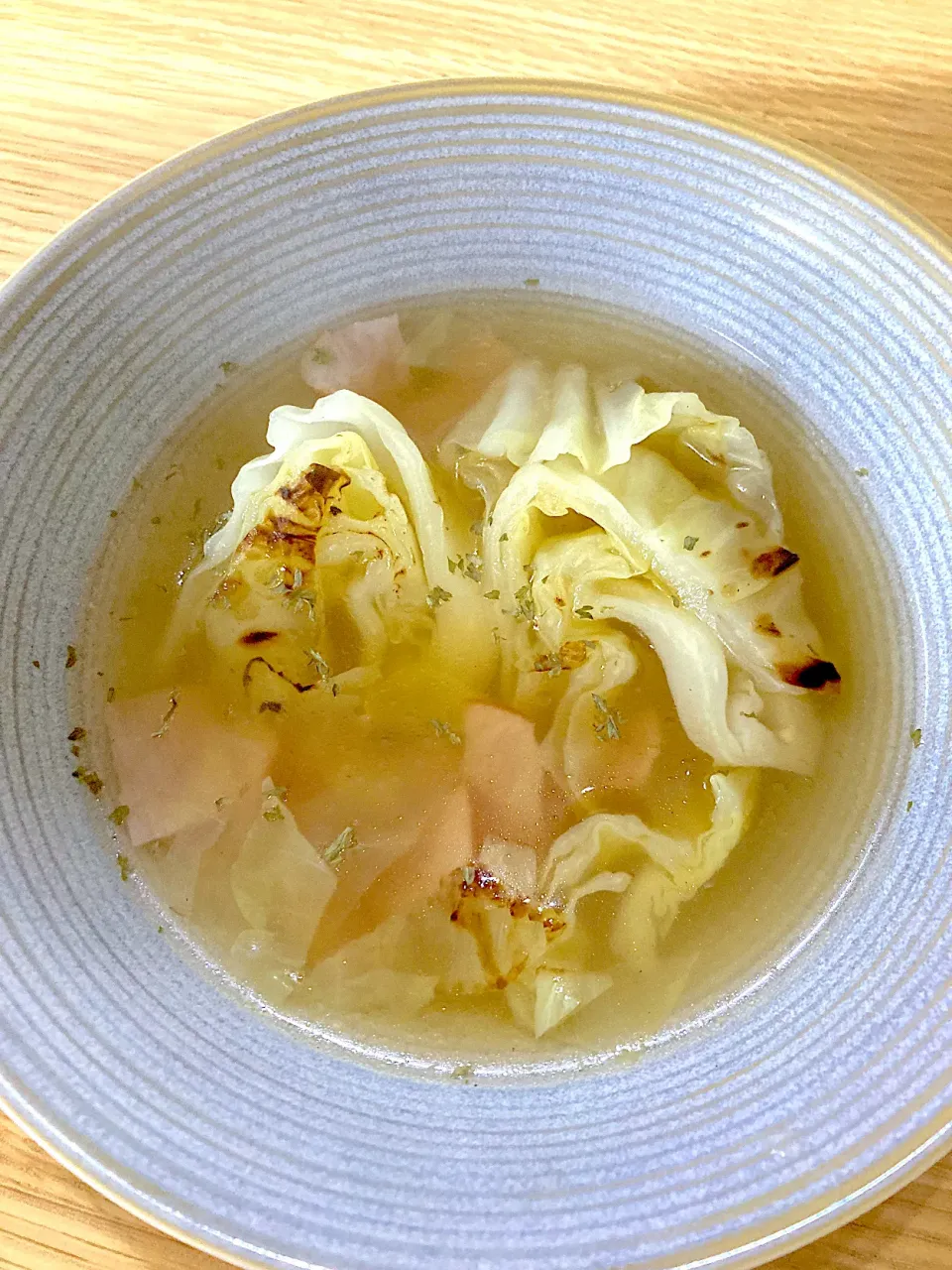 焼きキャベツとハムのコンソメスープ|ゆきんころんさん