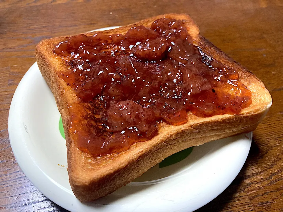 いちごジャムトースト|はっちぃさん