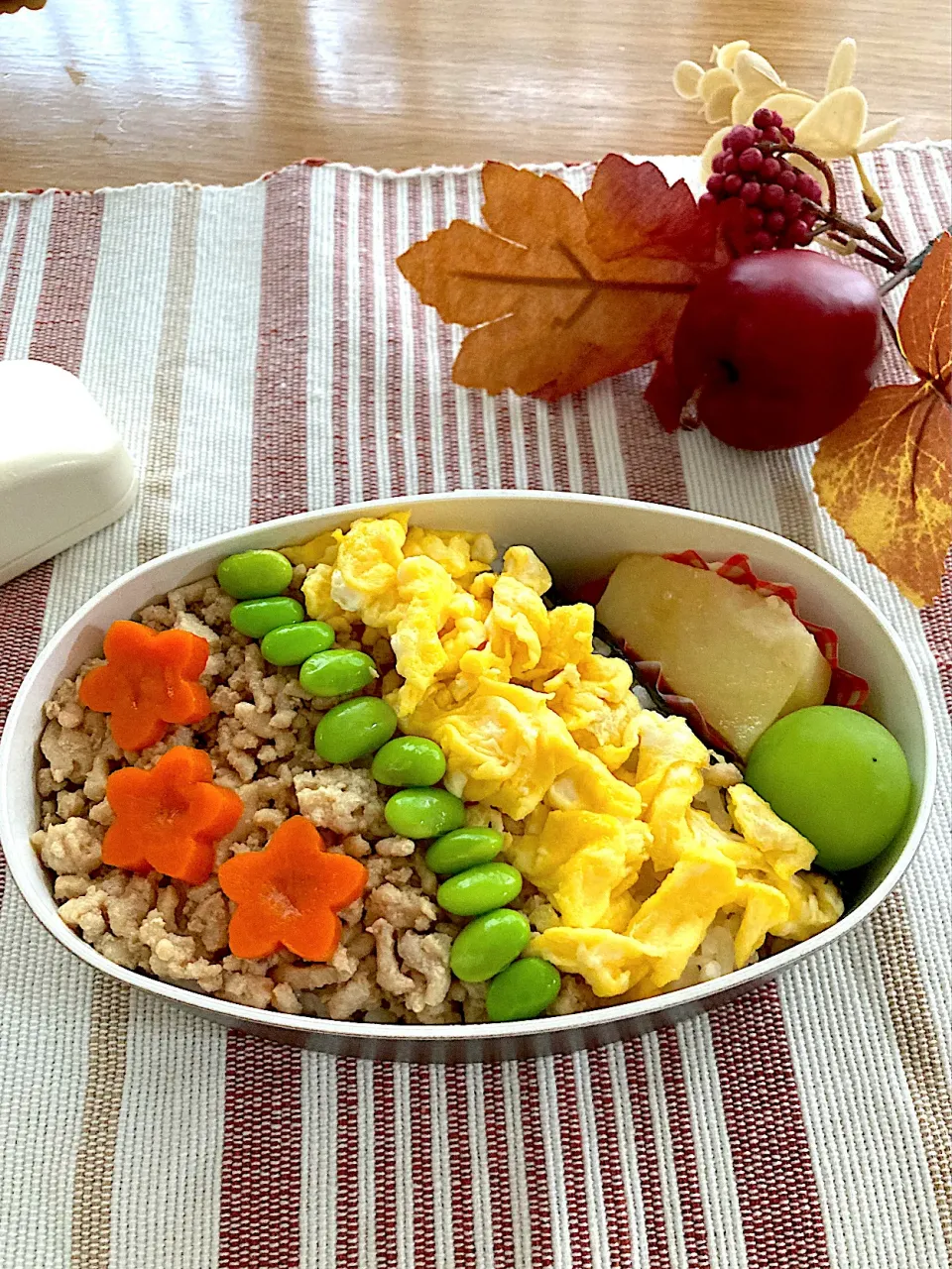三色弁当🍱|花🍀さん