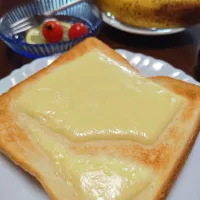 剥がすの失敗したチーズトースト|macchinaさん