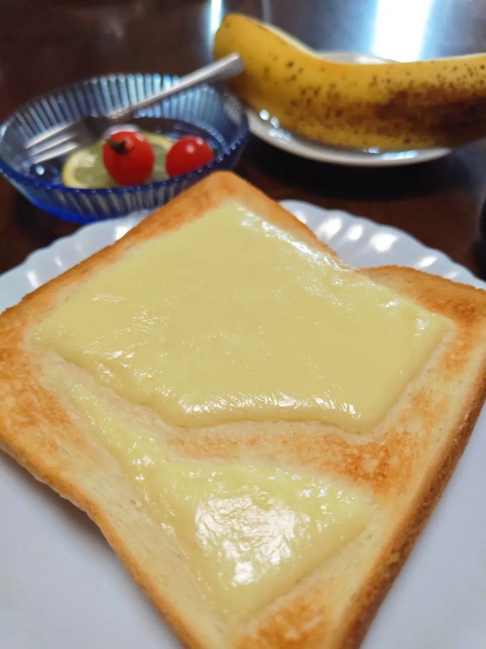 剥がすの失敗したチーズトースト|macchinaさん