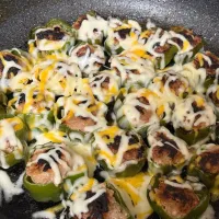 肉詰めピーマンチーズのせたバージョン|ゆきぽよ婆さん