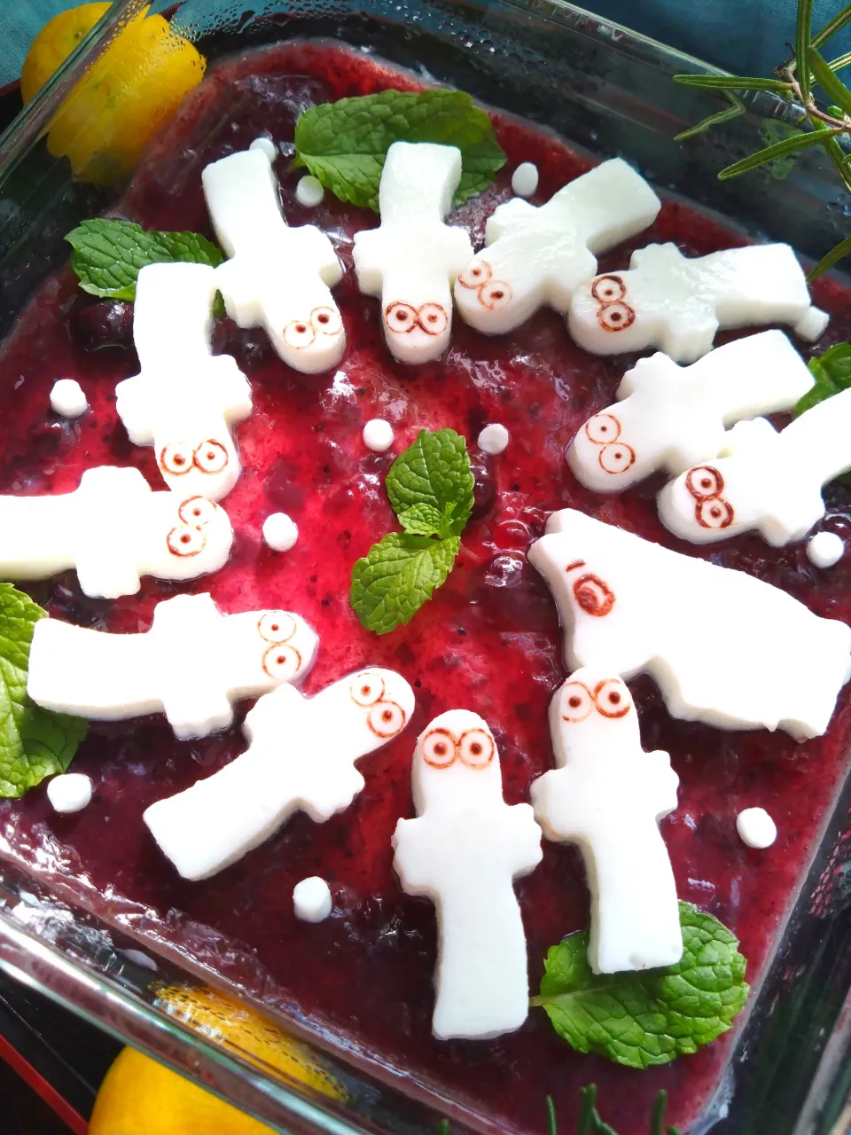 ブルーベリージャム寒天と牛乳寒天|きこりnoteさん