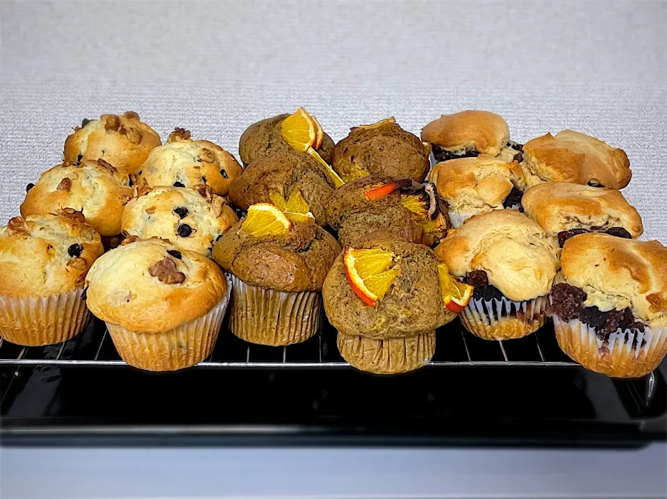 胡桃とチョコのマフィン　　　　　　　　　　　　　　紅茶とオレンジのマフィン　　　　　　　　　　　　　こしあんときな粉のマフィン|maSami＊さん