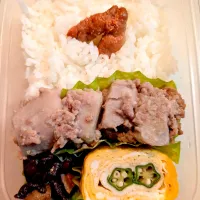 里いもの煮物弁当|めぐめぐさん