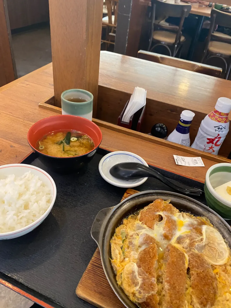 大阪市生野区林寺　街かど屋林寺店の日替わりミンチとカツとじ定食|タカちゃんさん