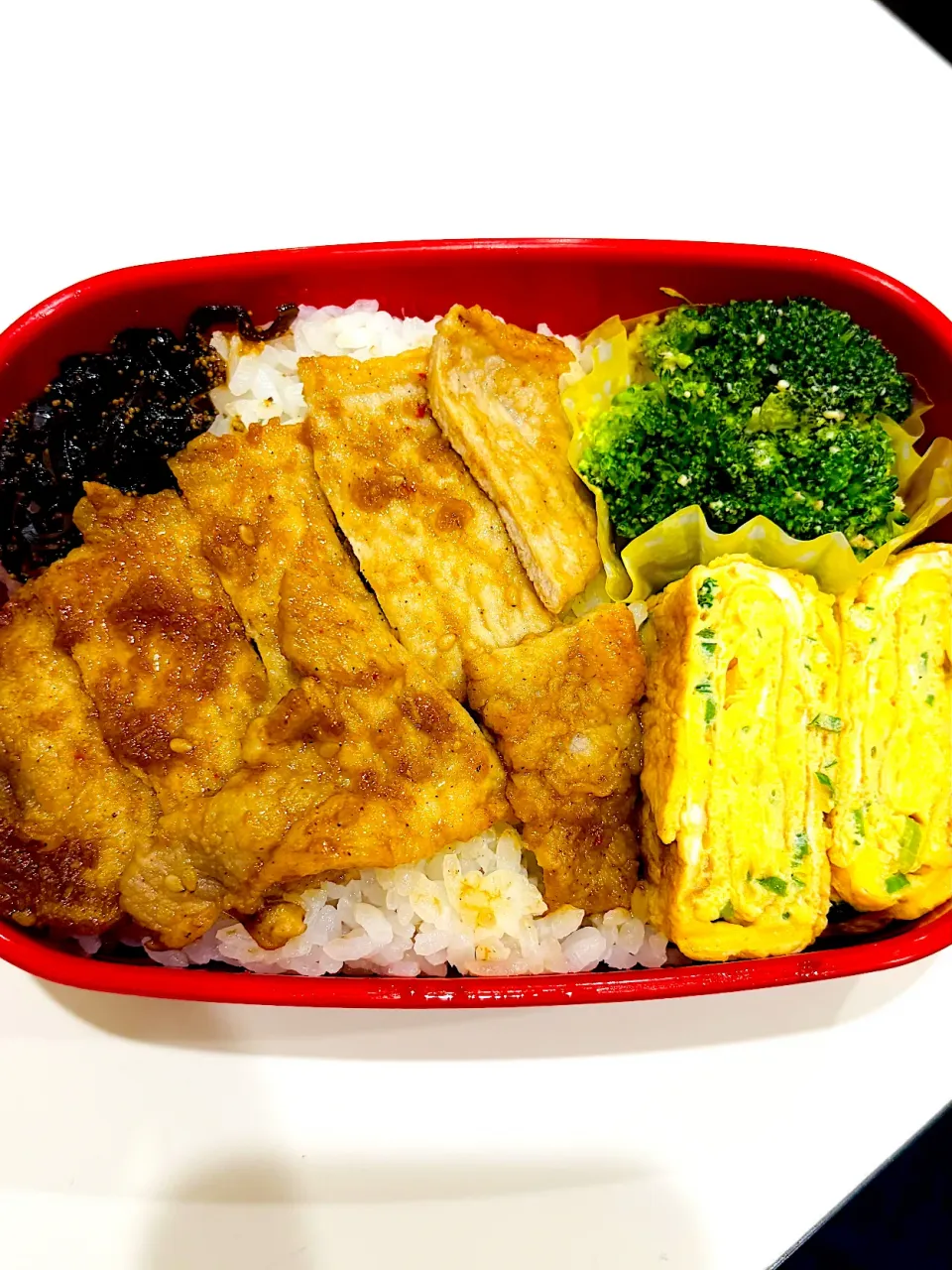 豚ロースの焼肉弁当。|ちはるさん