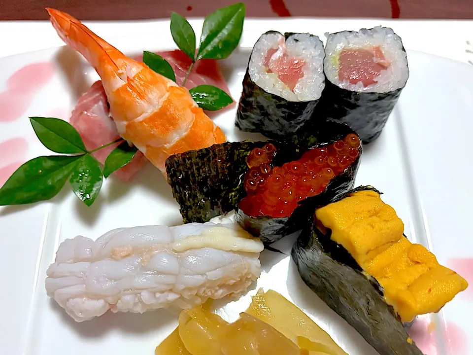 ⑧10月15日・［伊勢エビ🦞コース］・〆のお寿司🍣😊✨（お腹いっぱいでした）|山勝さん