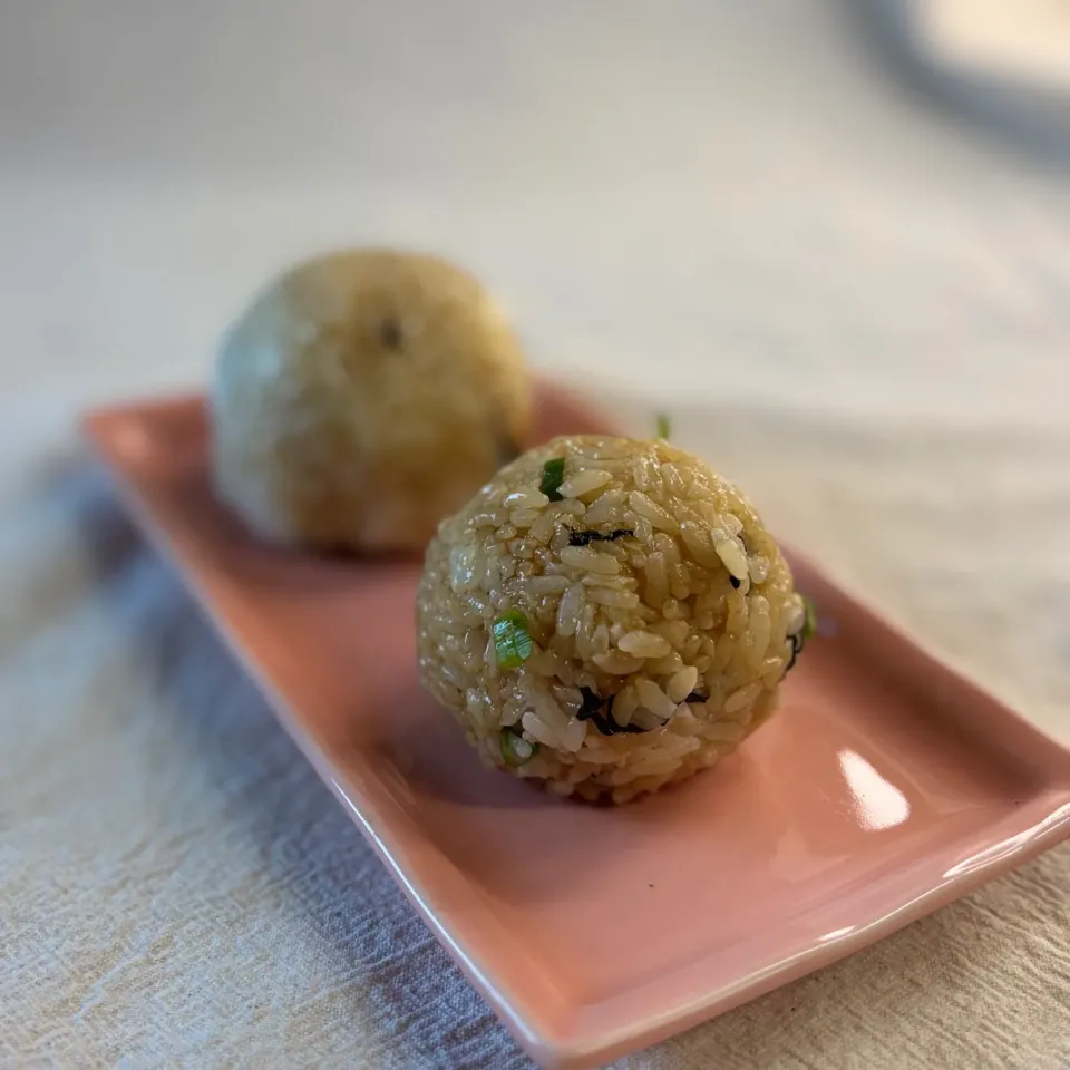 鰻のタレだけおにぎり|かっちゃん杉さん