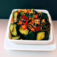 Kombu, soya strips and cucumber salad.|Priyamayaさん