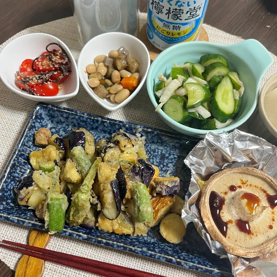 10/17晩酌：茄子とオクラの唐揚げ|ななみんさん