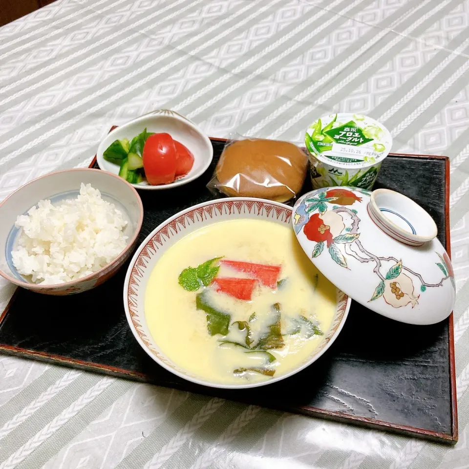grandmaの晩ごはん☆ 今夜は有り合わせで茶碗蒸しを
玉子を食べなね…笑|kaoriさん