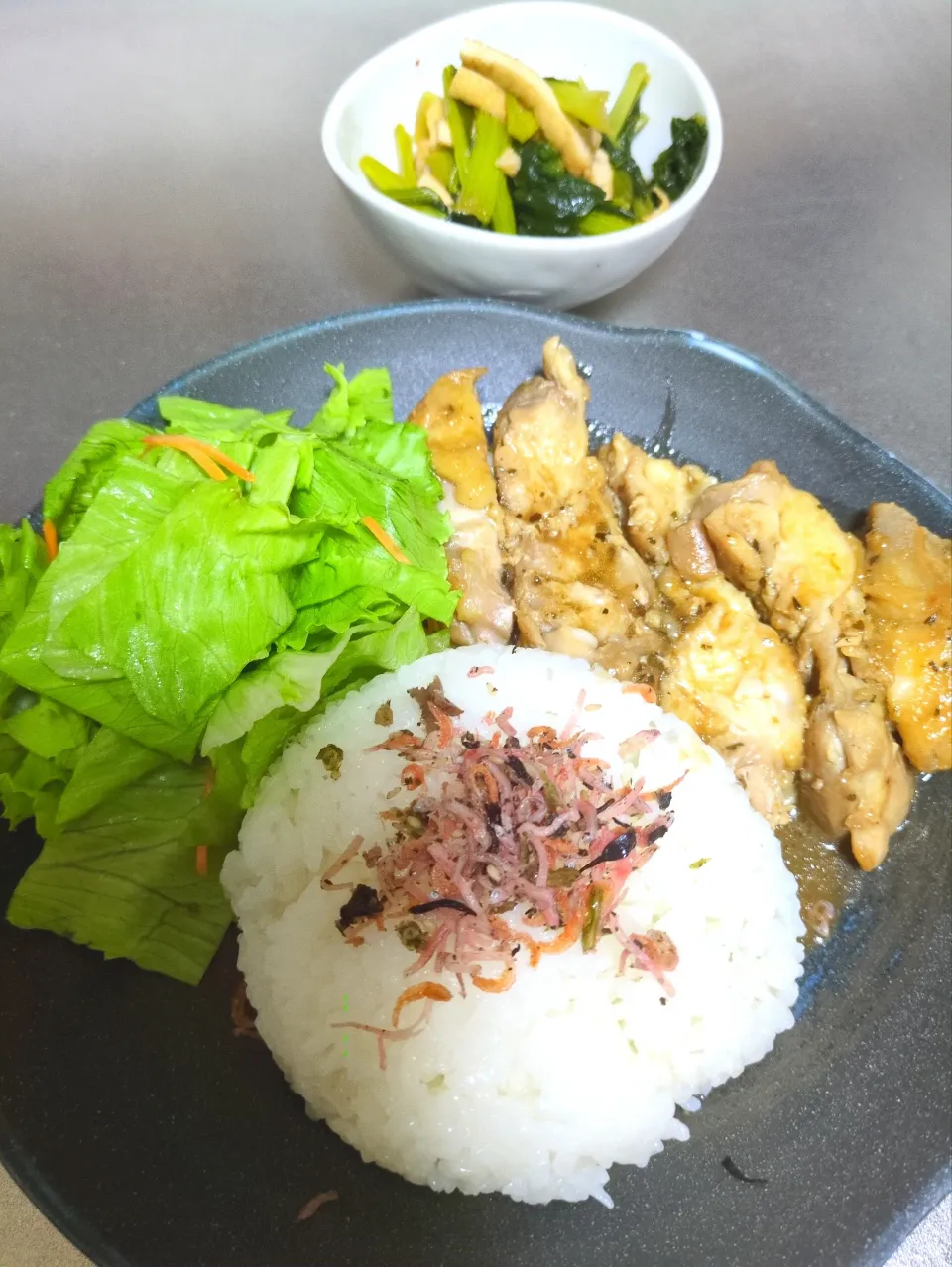 チキンソテー&小松菜と油揚げの煮浸し|Riapple🍎さん