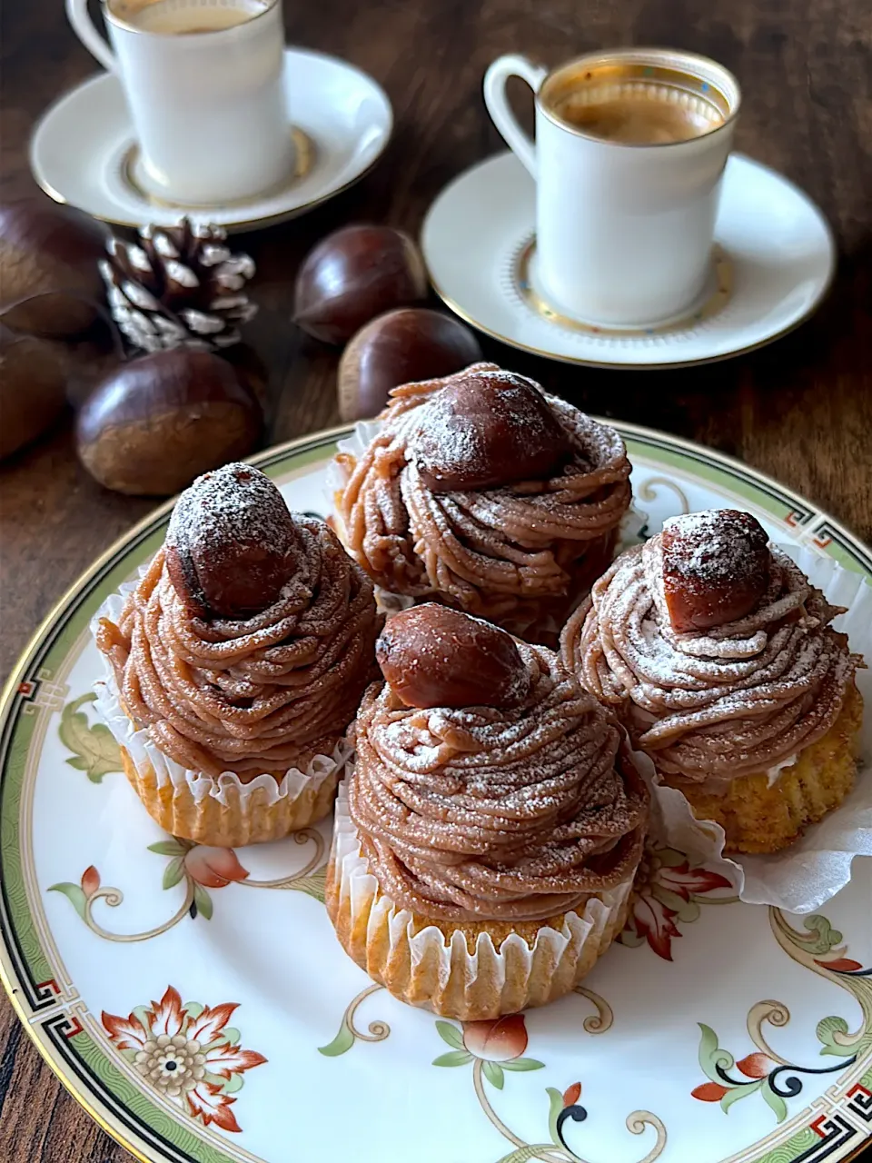 ばろんさんの料理 栗の渋皮煮🌰からのモンブラン💕|とんちんさん