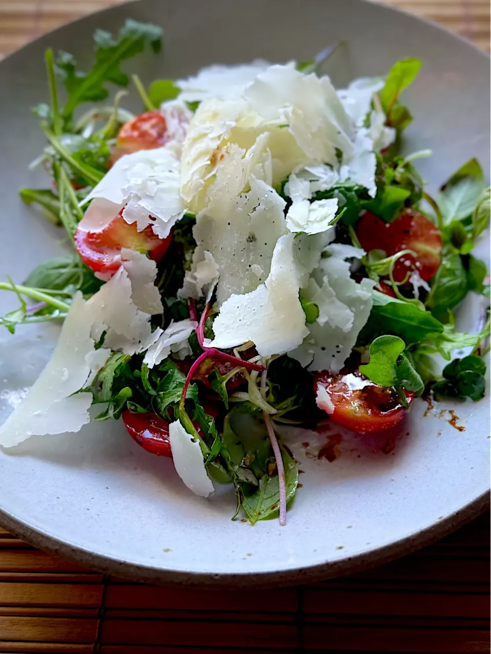 ルッコラとハーブ、ミニトマトのサラダ|keisukeさん