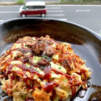 かおるさんの料理 ハツのせお好み焼き