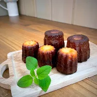 ちびカヌレと普通カヌレ|maSami＊さん