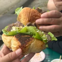 キャンプ飯、牛タンサンド|みやさん